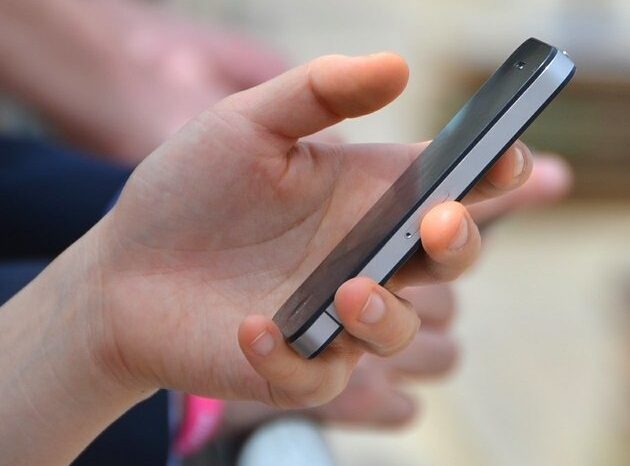 Is Your Child Ready For A Smartphone? How To Tell