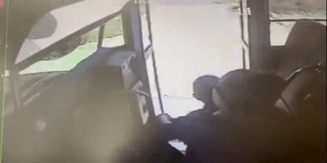 Ohio school bus driver called a 'hero' after saving student from passing car: video